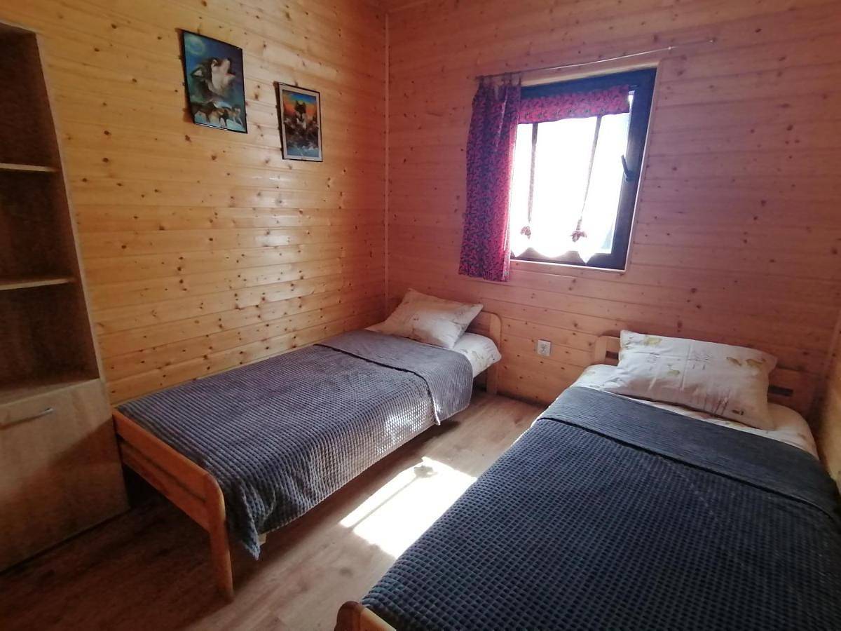 Domki Złota Rybka nad Jeziorem Solińskim jacuzzi in Karpaty (Polska)