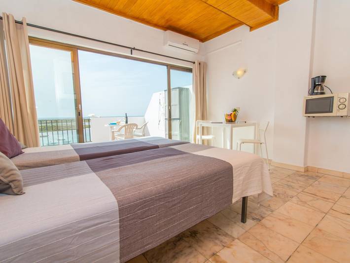 Studio für 2 Personen, mit Terrasse und Meerblick sowie Seeblick an der Algarve - 2