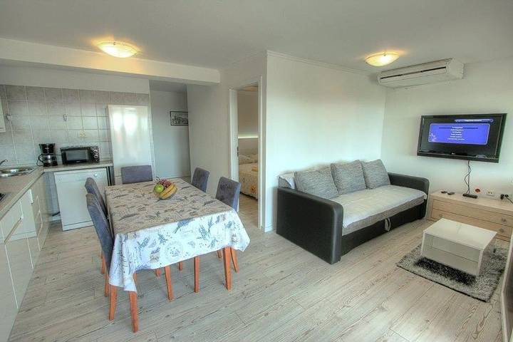 Maison d’hôte pour 7 personnes, avec balcon et jardin dans Krk - 4