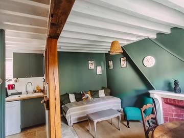 Gîte pour 4 personnes, avec terrasse et jardin à Choisy-au-Bac