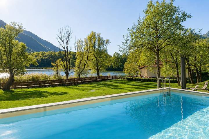 Ferienwohnung für 4 Personen, mit Balkon und Garten sowie Sauna und Seeblick am Luganersee - 2