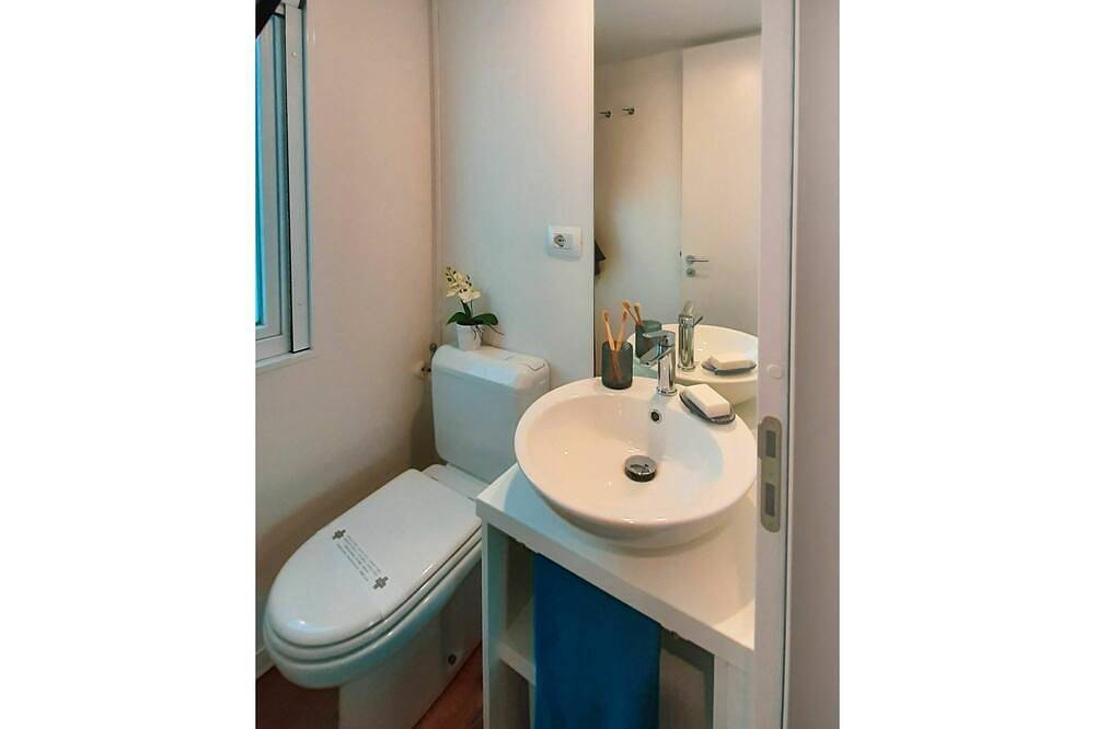 Cosy apartment in villa for 5 guests with Wifi, pool, A/C and terrace in Marina di Bibbona, Bibbona