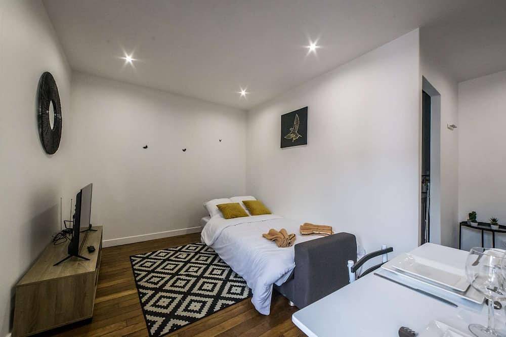 Apartamento entero, Budget apart downtown with parking in Charleville-Mézières, Ardenas
