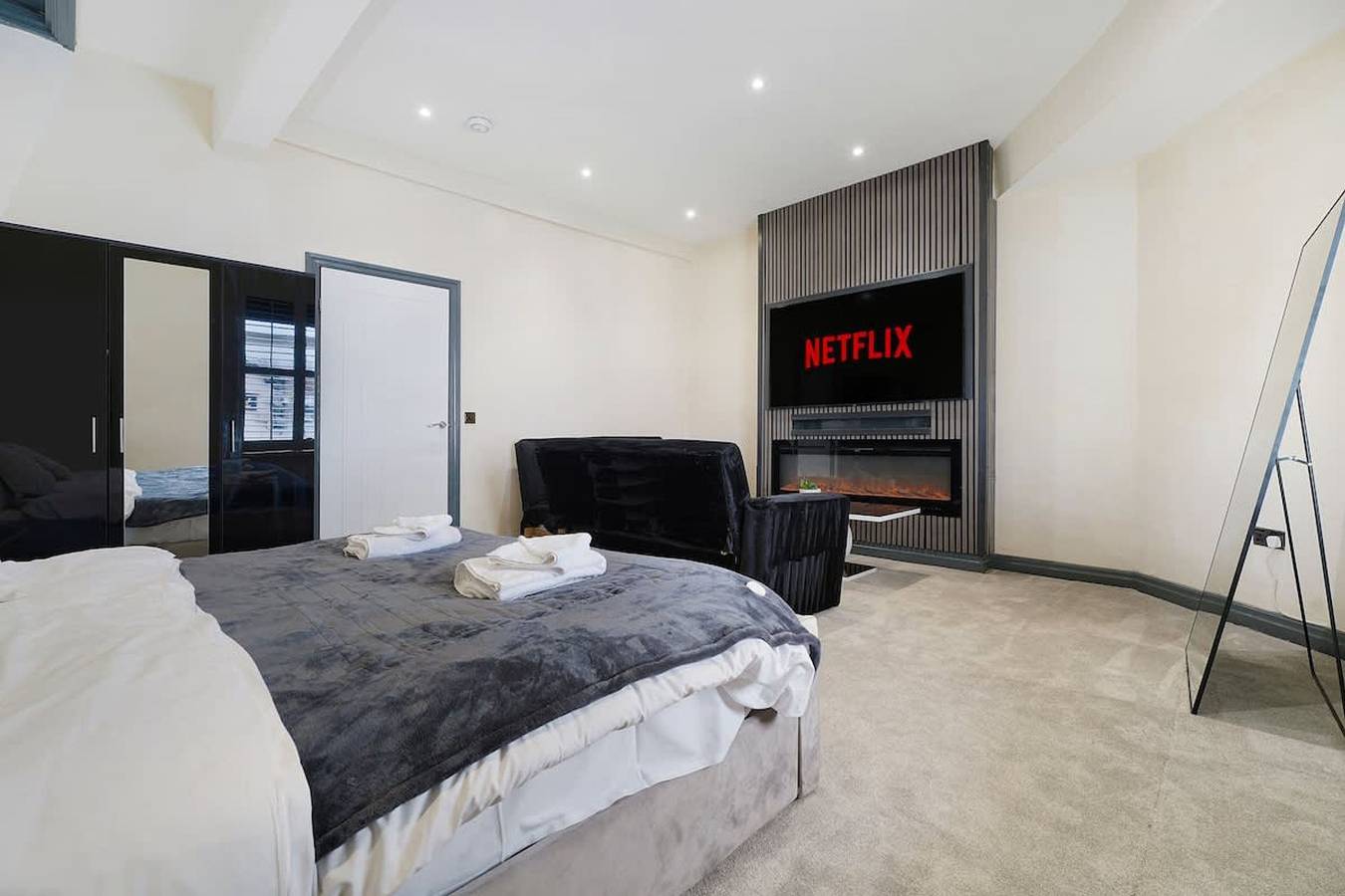 Appartement entier, Modern City Apartment   Sleeps 4 by Stay With Us in Westhoughton, Bolton
