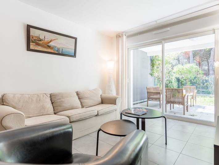 Gîte pour 4 personnes, avec jardin et terrasse dans Plage des Pins - 4