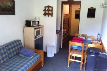 Chalet pour 4 personnes, avec balcon dans Valfréjus