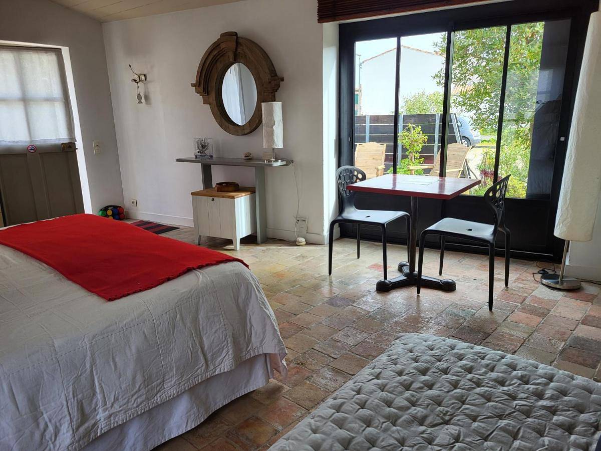 King Room with Garden View in Saint-Clément-des-Baleines, Île de Ré