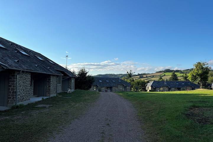 Ganze Wohnung, Ushuaia Villages-Domaine de Scott Duplex Douglas 17 in Montigny-en-Morvan, Lac de Pannecière