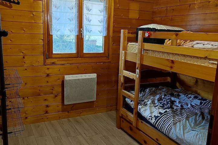 Chalet pour 4 personnes, avec jardin, animaux acceptés dans le Jura - 3