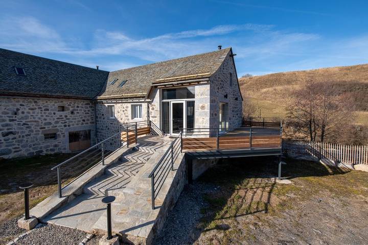 Gîte pour 8 personnes, avec terrasse