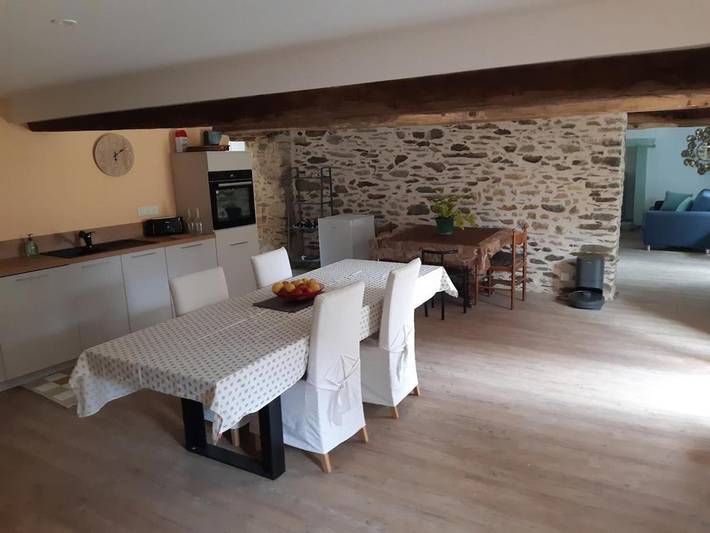 Location de vacances pour 8 personnes, avec terrasse et jardin à Mohon - 3