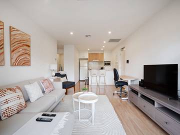 Holiday Apartment for 2 People in Canberra, New South Wales, Photo 2