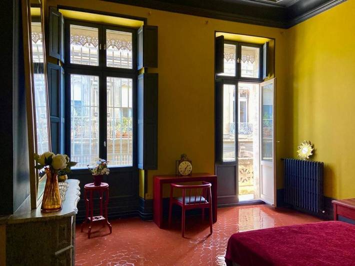 Gîte pour 8 personnes, avec Balcon dans Office De Tourisme D Avignon