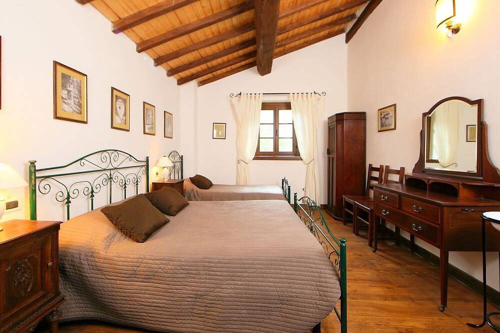 Preciosa casa de vacaciones privada con piscina privada, Wifi, jacuzzi, Tv, patio in Sansepolcro, Valtiberina