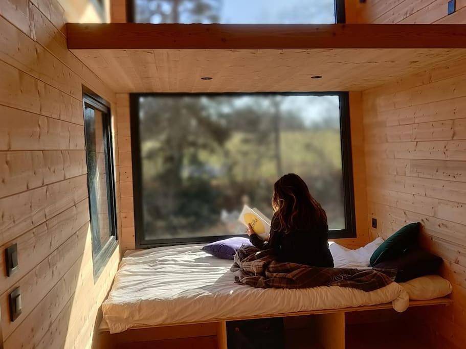 Moose home Tiny House Les Chaumes in Saint-Jacques-d'Ambur, Puy-de-Dôme