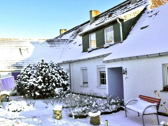 Ferienwohnung für 6 Personen, mit Terrasse und Garten in Rubkow