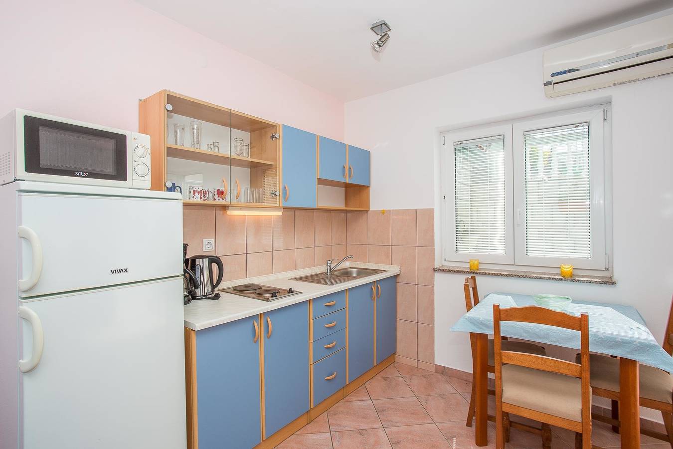 Cały apartament, Apartament wakacyjny dla 2 osób z balkon/ taras in Senj, Kvarner