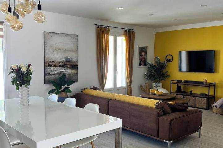 Charming house & pool between Aix / Marseille in Gardanne, Mediterranean Coast (France)