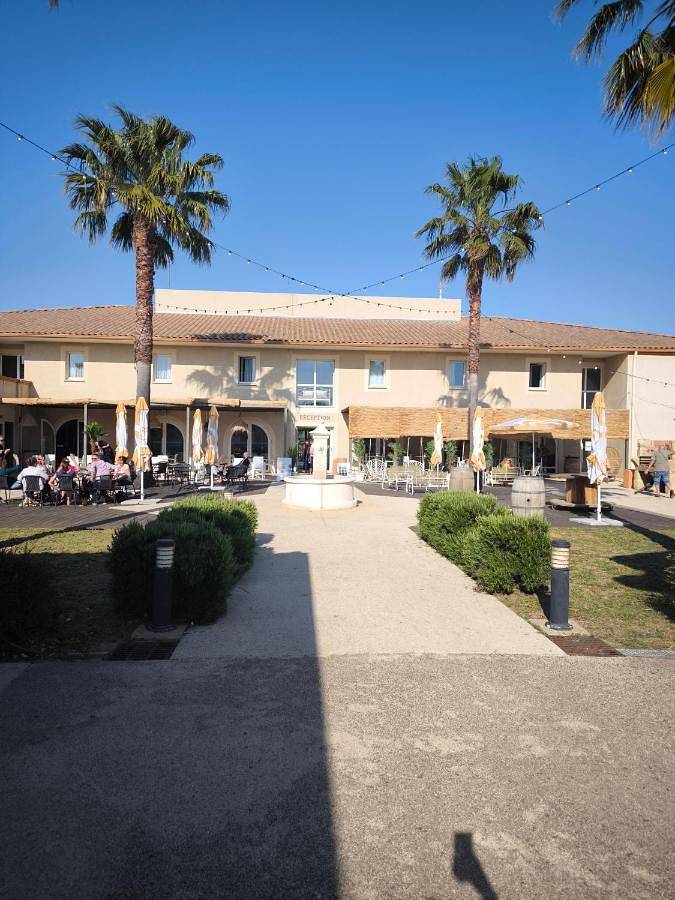 Gîte pour 4 personnes, avec bassin pour enfant ainsi que piscine et jardin à Gallargues-le-Montueux - 3