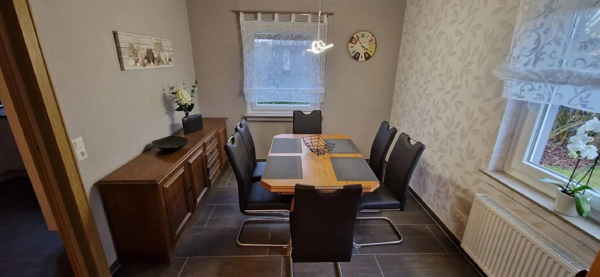 Ferienwohnung Hackenbracht - Ferienwohnung mit Balkon in Bad Berleburg, Kreis Siegen-Wittgenstein