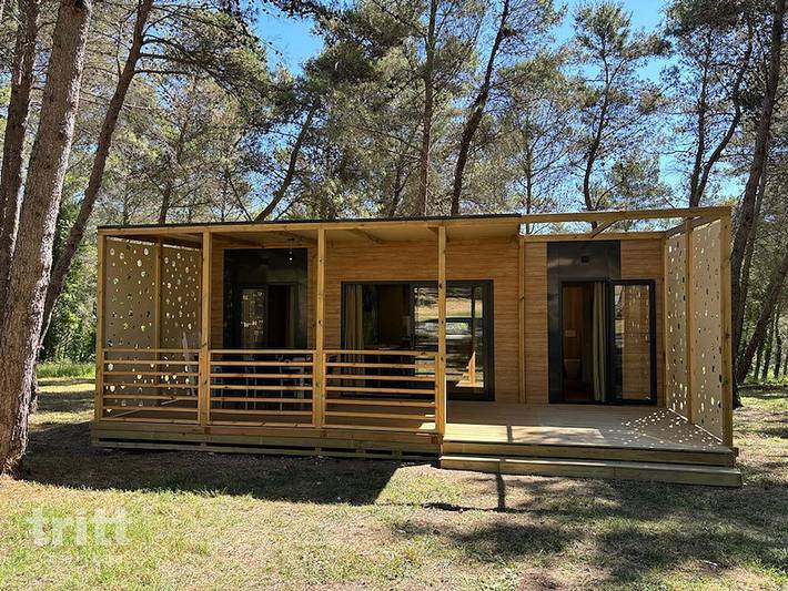 Resort per 5 persone, con terrazza e balcone/terrazza in Costa degli Etruschi