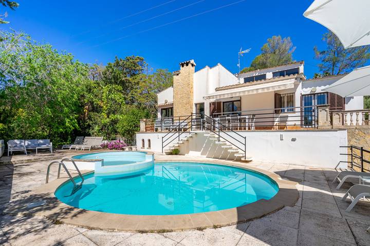 Casa de vacaciones para 11 personas, con Balcón además de Terraza y Jardín en Esporles