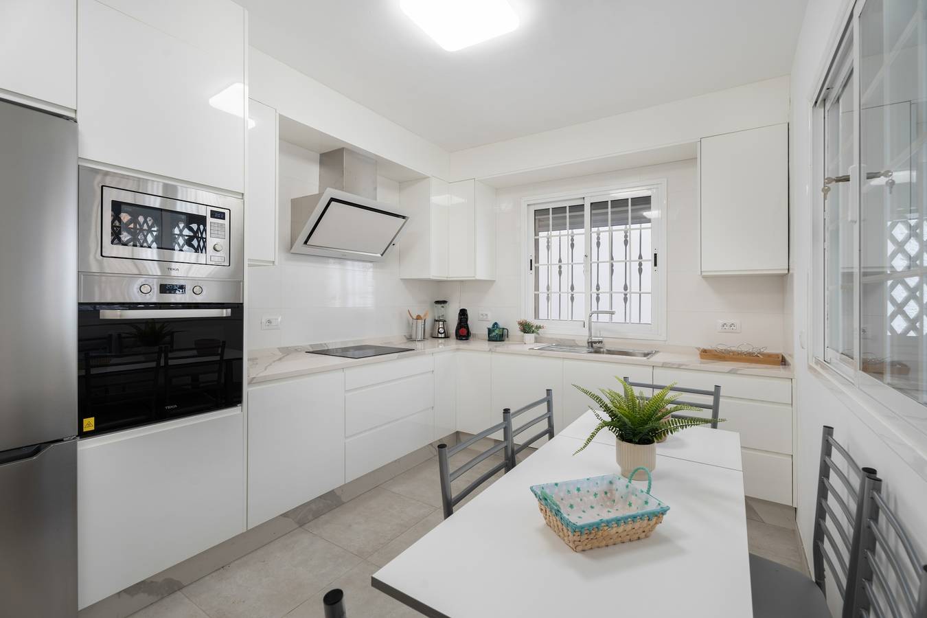 Ganze Wohnung, Ferienwohnung 'Villa En Las Caletillas' mit Meerblick, privater Terrasse und Wi-Fi in Arigoña, Las Caletillas