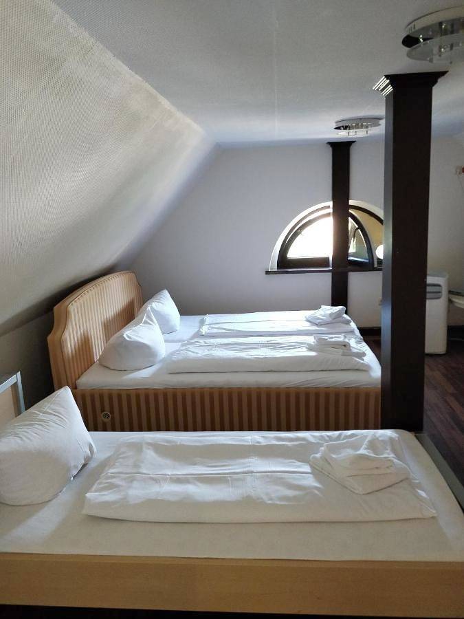 Hotel für 3 Personen, mit Balkon und Terrasse sowie Garten in Unterspreewald - 2