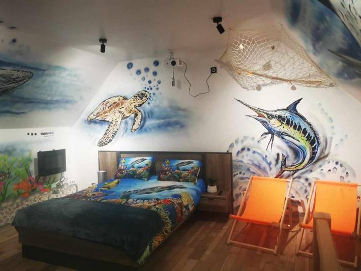 Chambre d’hôte pour 2 personnes, avec Jacuzzi ainsi que Terrasse et Jardin