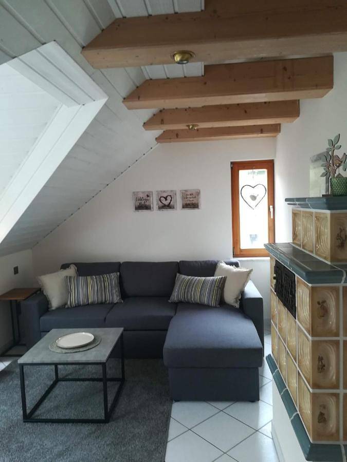 Ferienwohnung für 4 Personen, mit Balkon und Terrasse sowie Garten und Ausblick in Hiltpoltstein