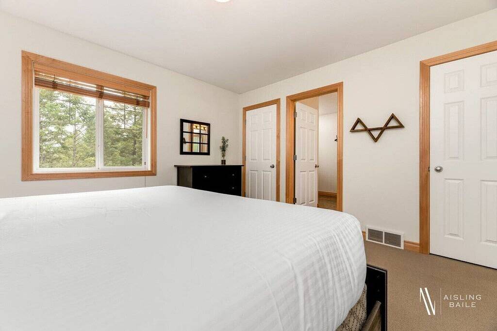 Ganze Wohnung, Eagle Crest | Steam Shower | Fireplace | Springs in Radium Hot Springs, Kootenay-Nationalpark