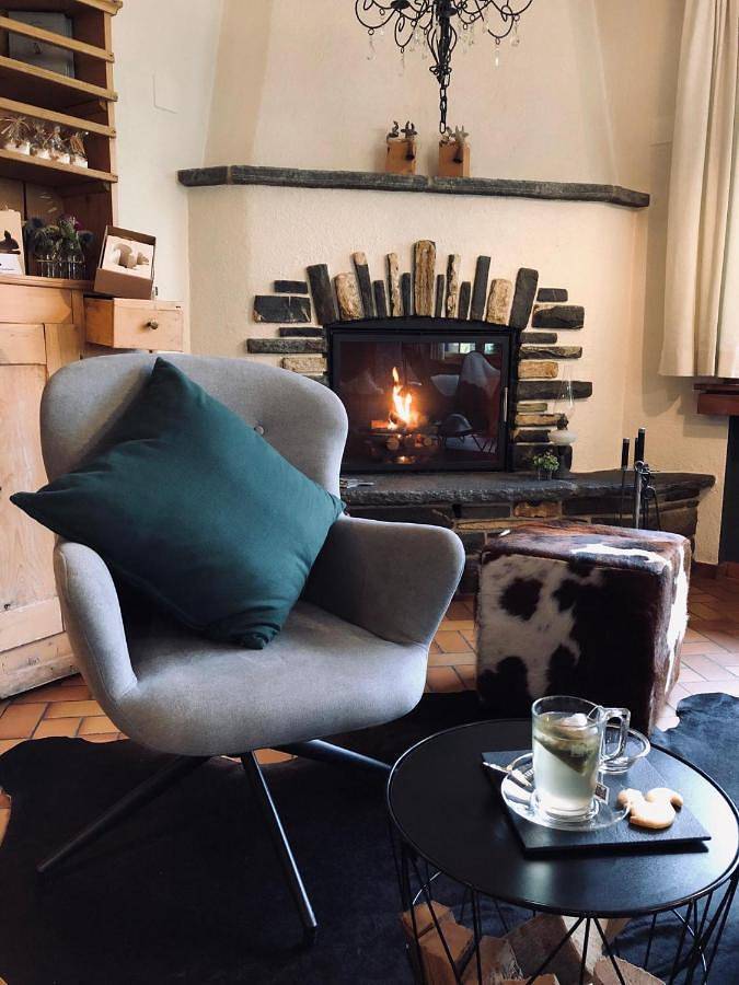 Chambre d’hôte pour 2 personnes, avec Terrasse ainsi que Jardin et Vue à Adelboden
