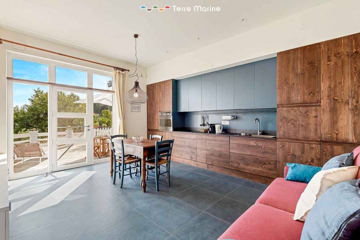 Ganze Wohnung, Ferienwohnung für 2 Personen mit Garten in La Spezia (By), La Spezia