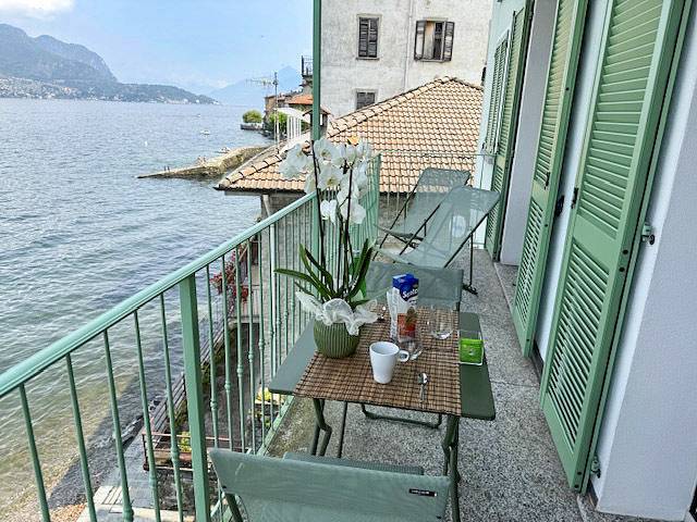 Appartement de vacances pour 4 personnes, avec vue ainsi que balcon et vue sur le lac, animaux acceptés