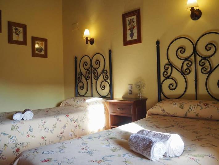 Hotel para 2 personas, con terraza y vistas, Se admiten mascotas en Gúdar-Javalambre - 3