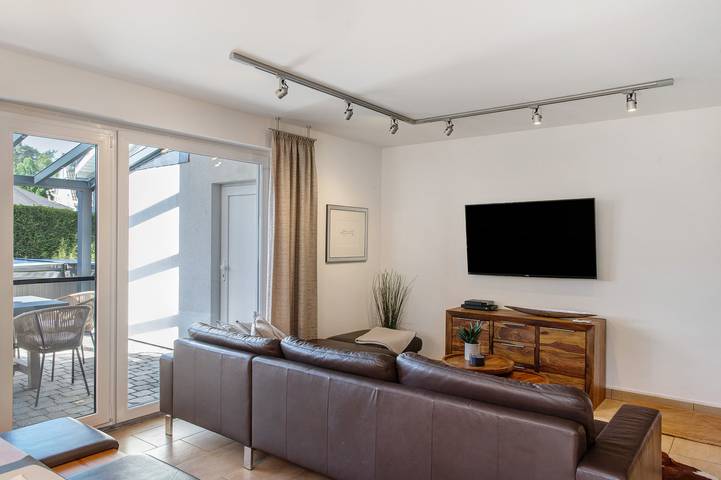 Ferienhaus für 8 Personen, mit Whirlpool und Sauna sowie Garten in Göhren-Lebbin - 3