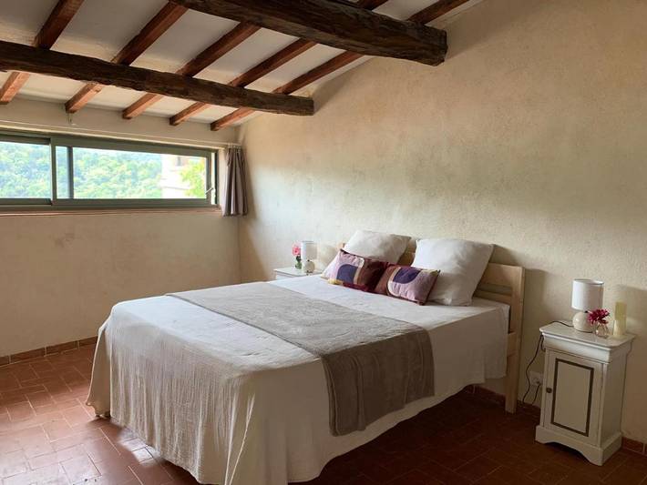 Gîte pour 6 personnes, avec terrasse ainsi que vue sur le lac et vue dans Office De Tourisme De Bauduen - 4
