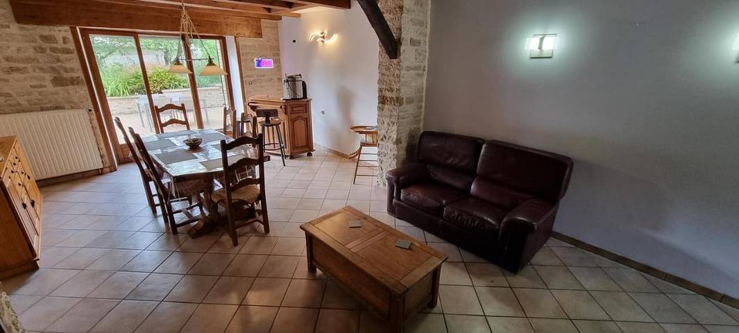 Location de vacances pour 10 personnes, avec jacuzzi et terrasse, animaux acceptés dans Charmes (Haute-Marne) - 4