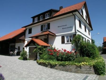 Ganze Ferienwohnung, Gästehaus Gutensohn - Ferienwohnung 1 Gästehaus Gutensohn 46 qm 1 Schlafzimmer max. 4 Personen in Wasserburg (Bodensee), Bayerisch Schwaben
