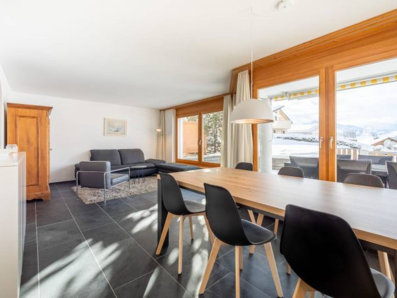Ganze Wohnung, Ferienwohnung für 5 Personen mit Terrasse in Falera, Flims Laax Falera