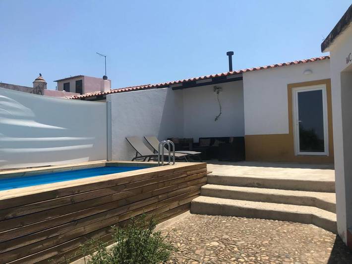 Location de vacances pour 6 personnes, avec vue ainsi que piscine et jardin à Serpa - 4