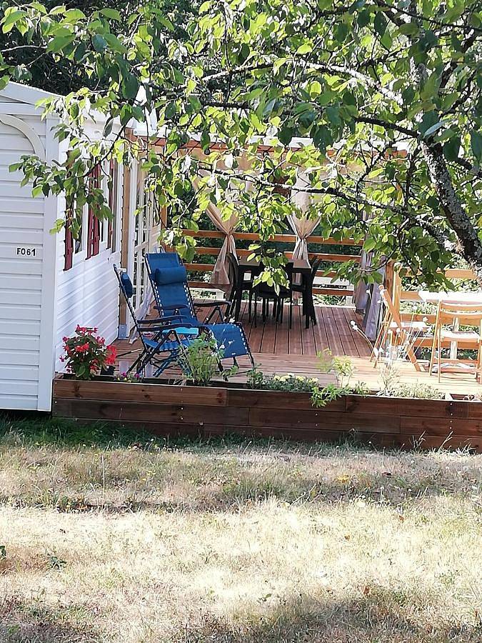 Appartement entier, Mobil home la Salamandre in Vaour, Région d'Albi