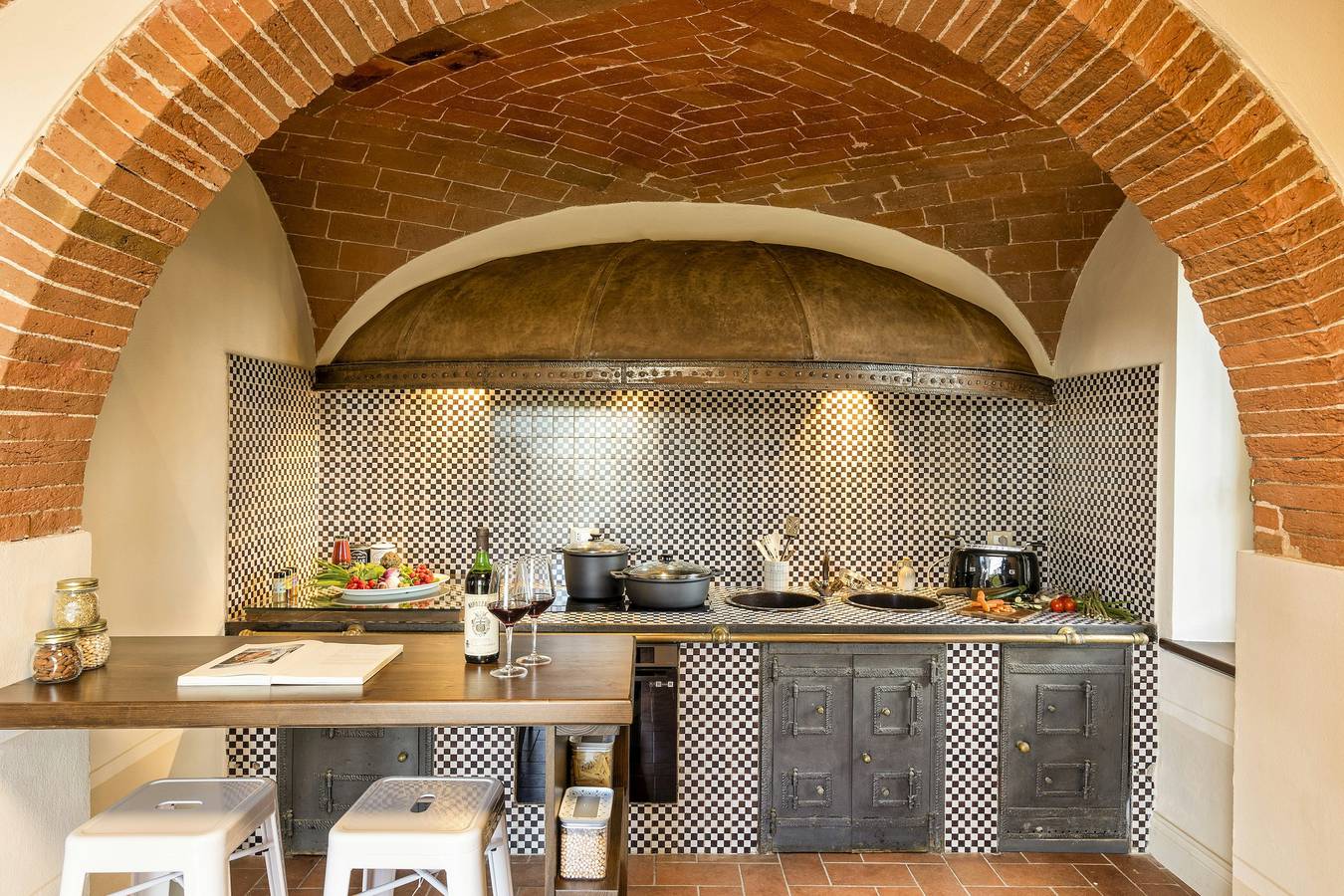 Villa dell'800 tra Montepulciano e Val d'Orcia in Siena e dintorni