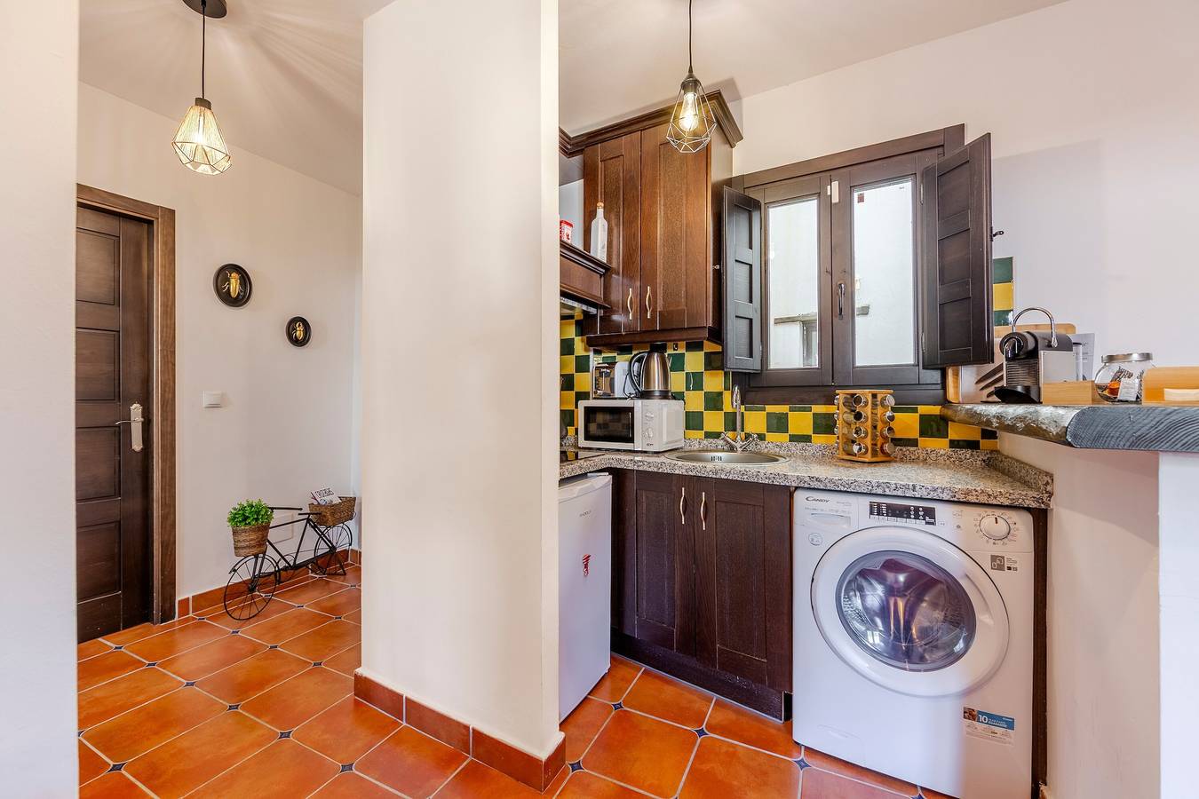 Apartamento entero, Apartamento 'Tu Descanso en Ohanes' con vistas a la montaña, balcón y Wi-Fi in Ohanes, Provincia de Almería