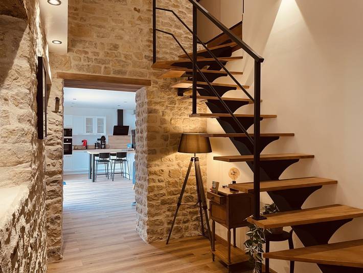 Gîte pour 6 personnes, avec terrasse et jardin