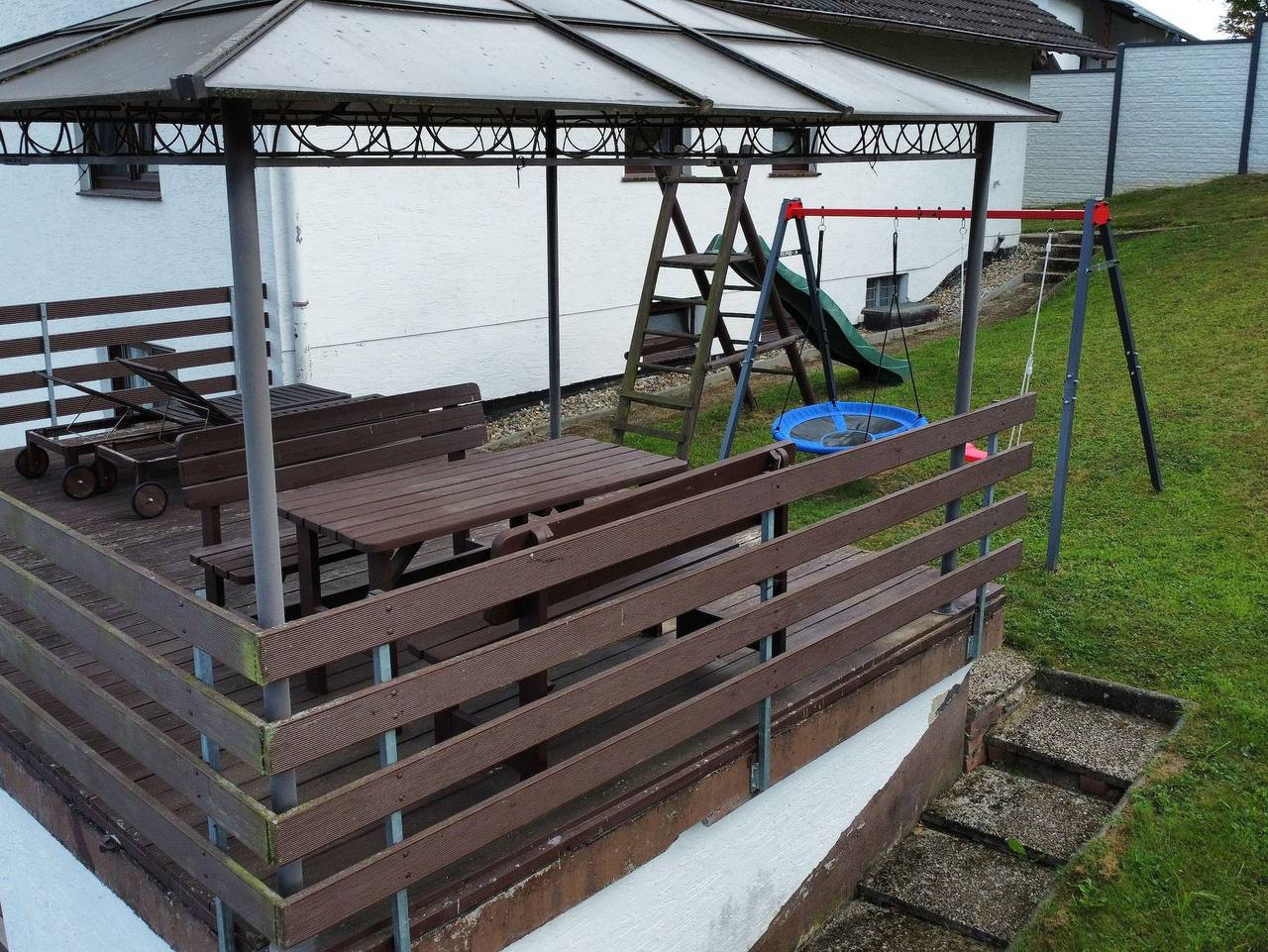Ganze Ferienwohnung, Ferienhaus Zur Edertalsperre - Ferienwohnung 2 Erdgeschoss in Hemfurth-Edersee, Edertal