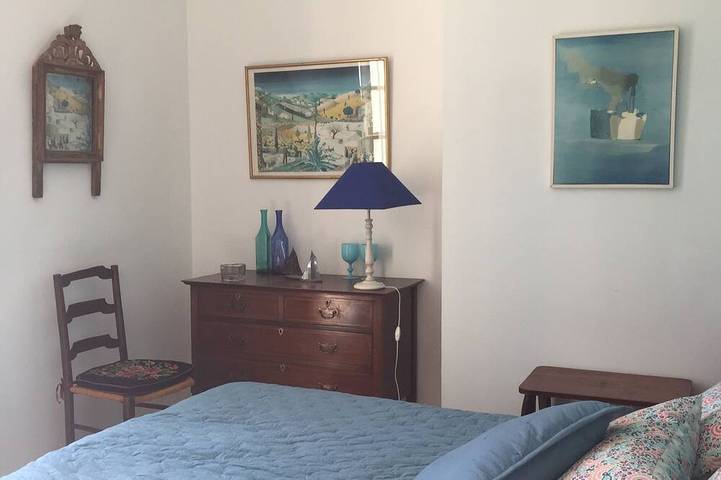 Charming villa, exceptional view over the rooftops of Manosque, heated swimming pool in Manosque, Regionaler Naturpark Luberon