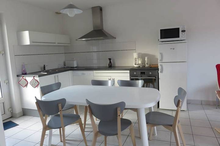 Location de vacances pour 6 personnes, avec Terrasse et Jardin dans Pénerf