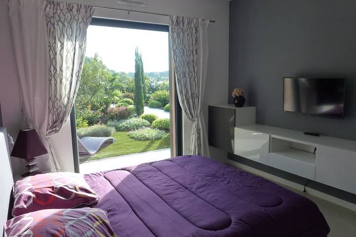 Location de vacances pour 6 personnes, avec terrasse et jardin dans Plage Coupereau - 3