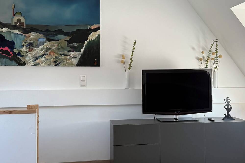 Ganze Wohnung, Exklusive Maisonette-Wohnung am Rande von Freiburg in Merzhausen, Südschwarzwald